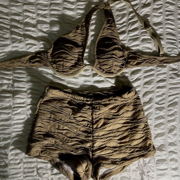 Swimwear - Picture 10 of 13